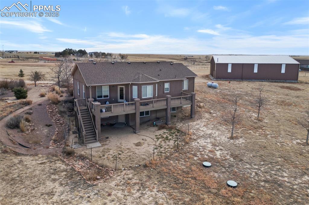 Image 43 of 49: Back of Structure