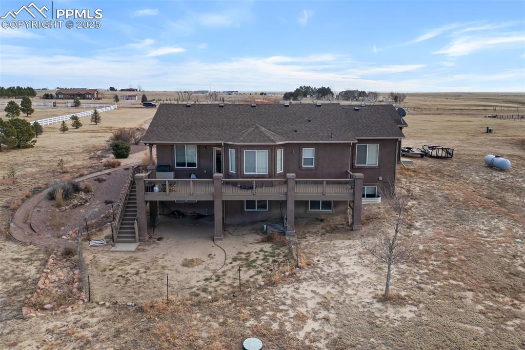 Image 44 of 49: Back of Structure