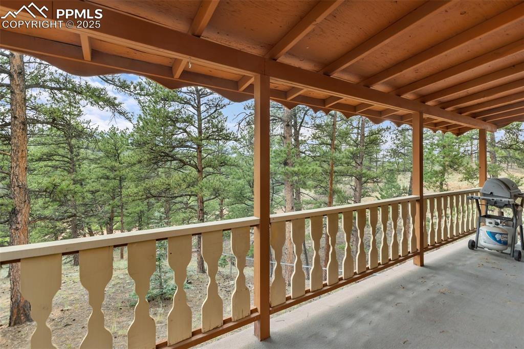 Image 8 of 46: Balcony