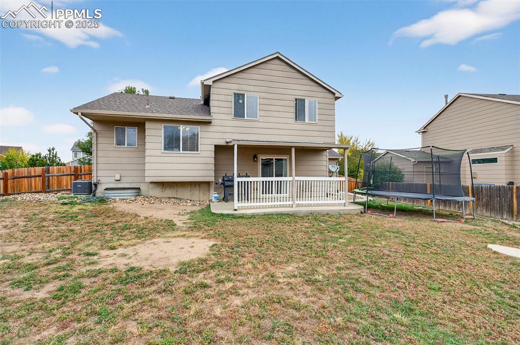 Image 39 of 46: Back of Structure