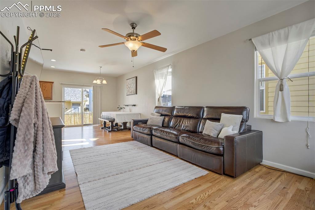 Image 5 of 29: Living Room