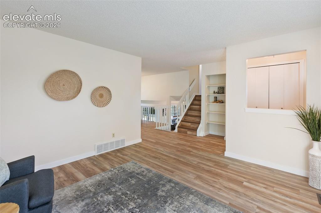 Image 10 of 43: Sitting Room