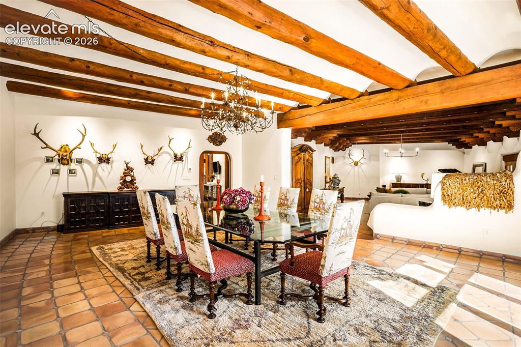 Image 10 of 49: Dining Area