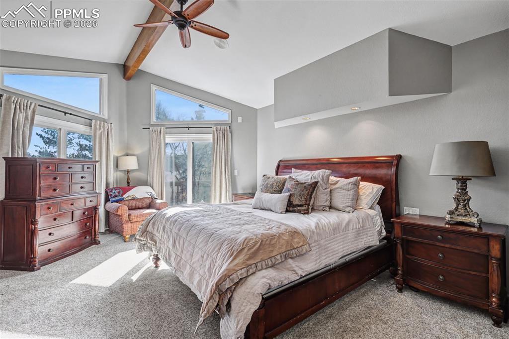 Image 12 of 50: Bedroom