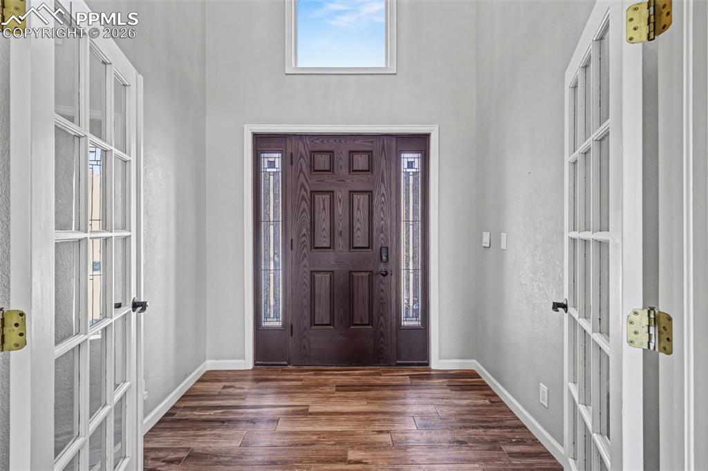 Image 2 of 50: Entry