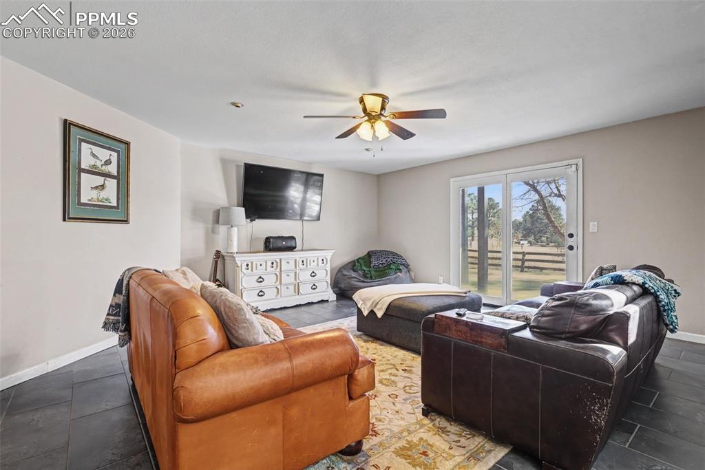 Image 24 of 50: Living Room