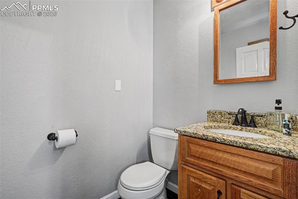 Image 29 of 50: Bathroom