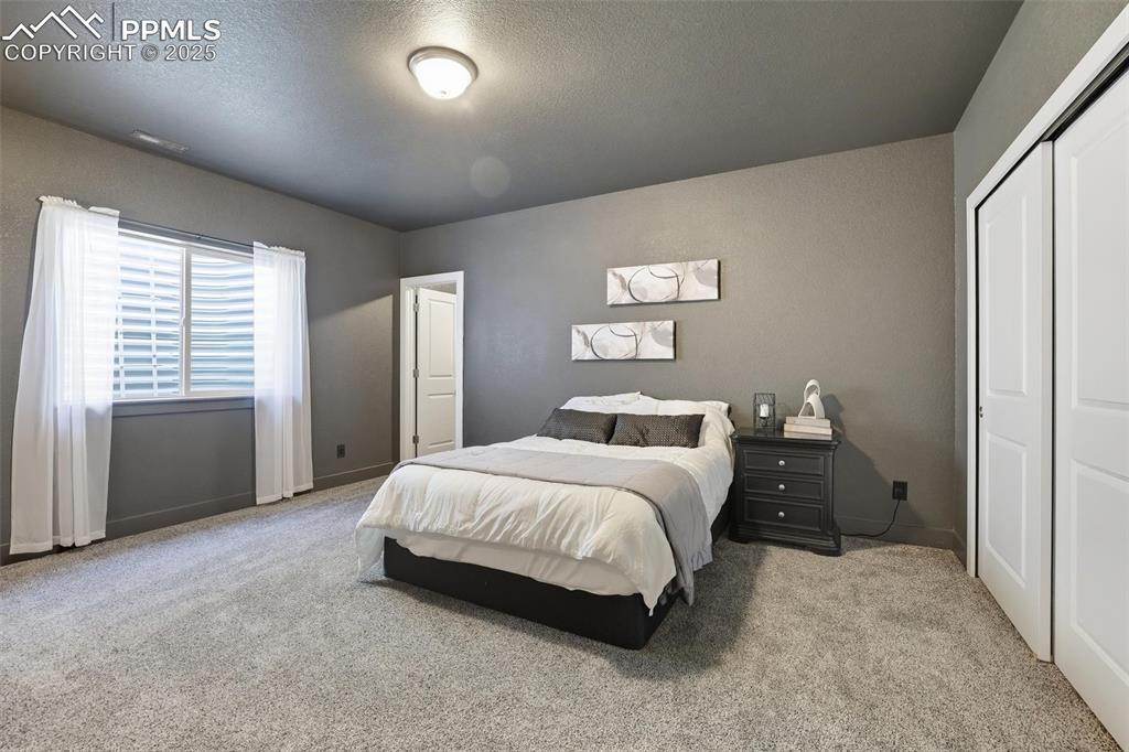 Image 33 of 43: Bedroom