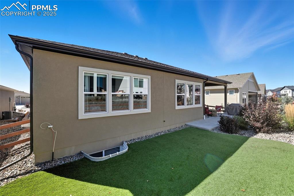 Image 39 of 43: Back of Structure