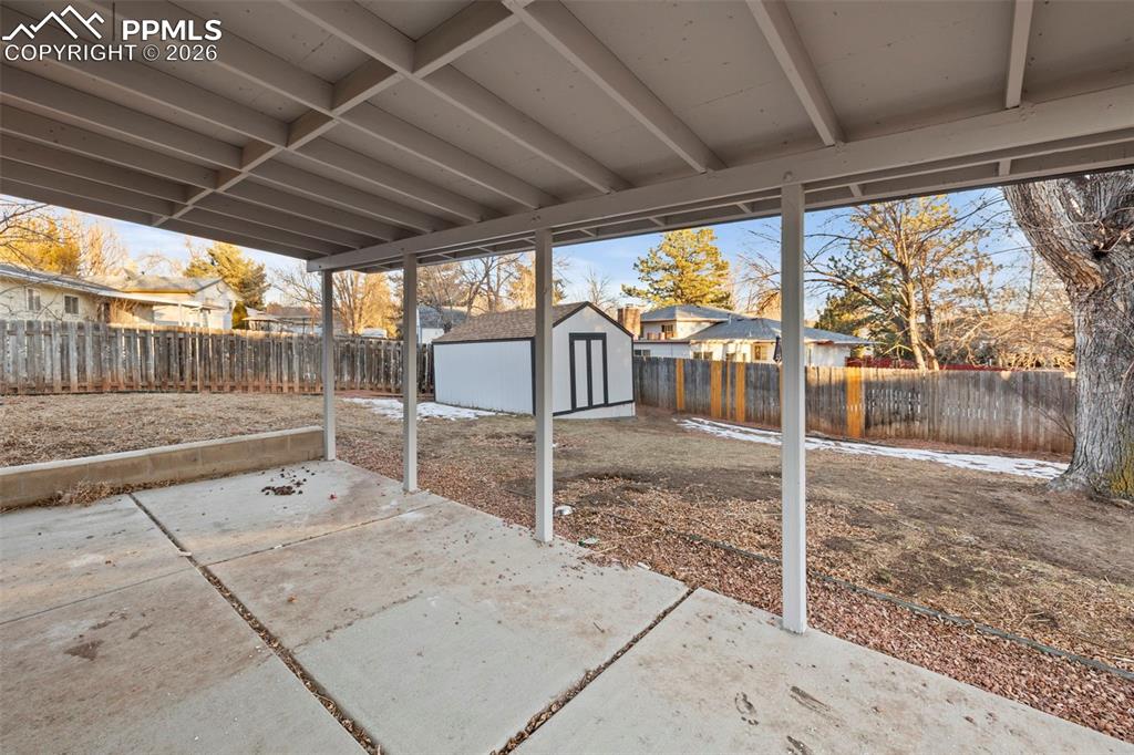 Image 35 of 50: Patio