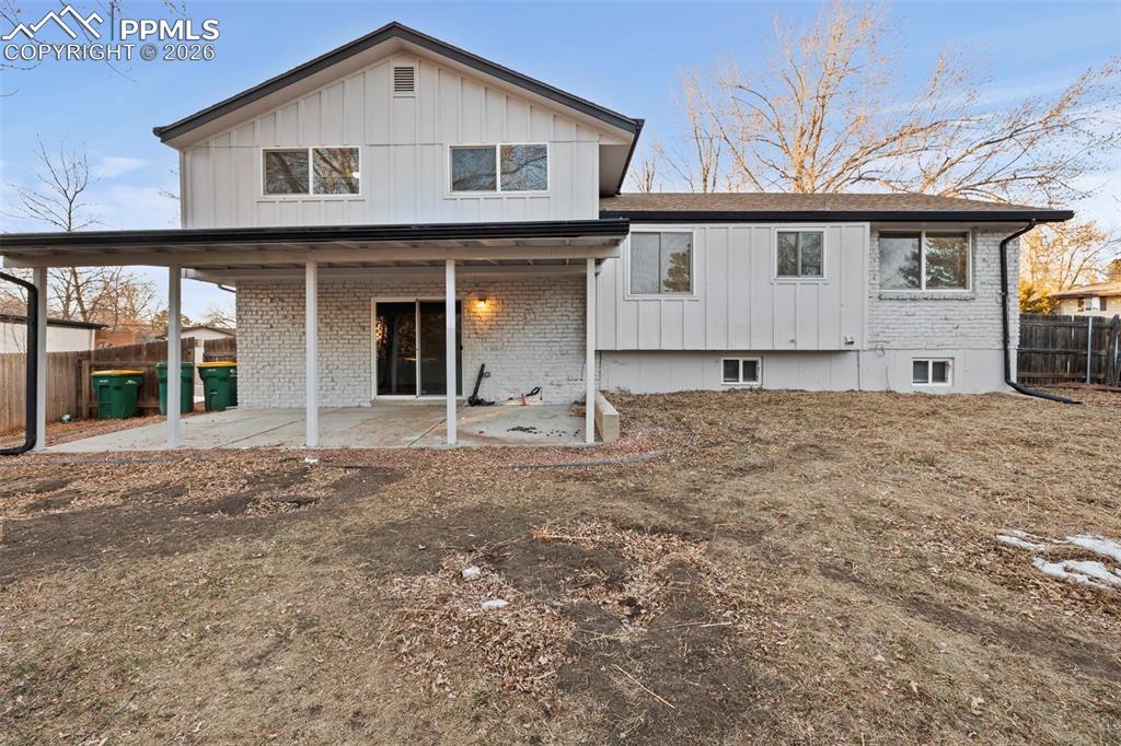 Image 38 of 50: Back of Structure