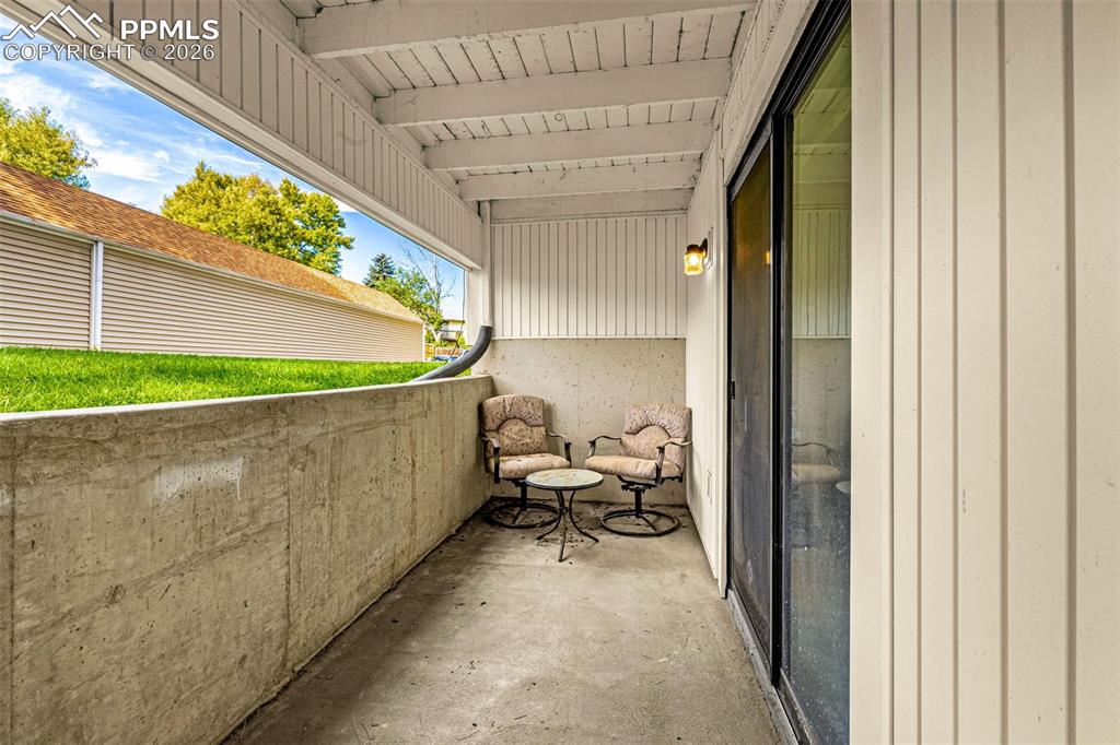 Image 9 of 22: Balcony