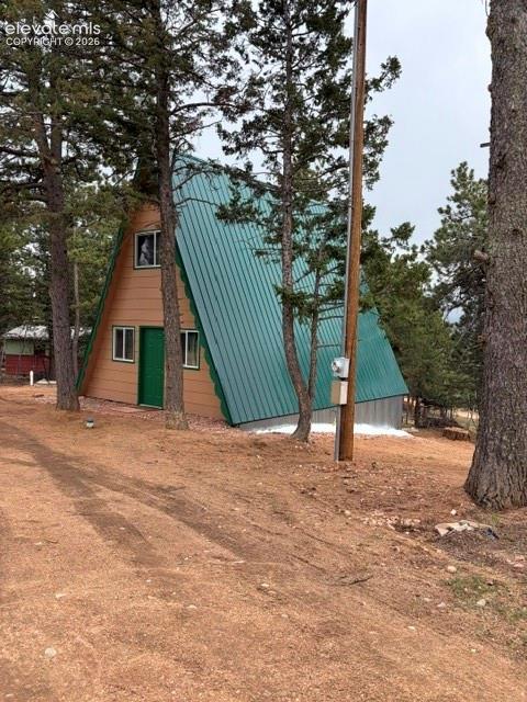 Image 1 of 18: Side of Structure
