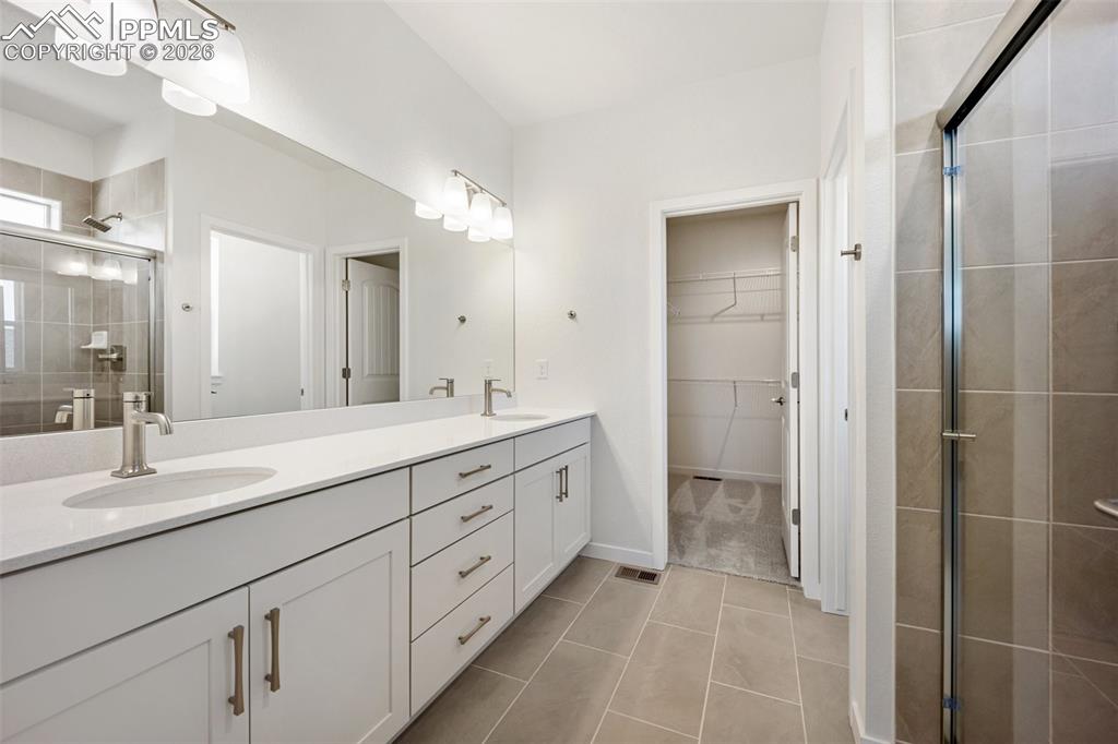 Image 19 of 29: Master Bathroom