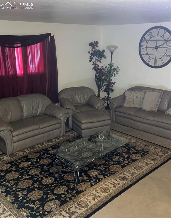 Image 2 of 2: Living Room