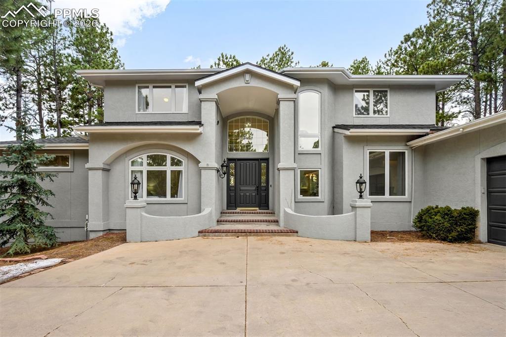 Image 1 of 45: Retreat in the Trees