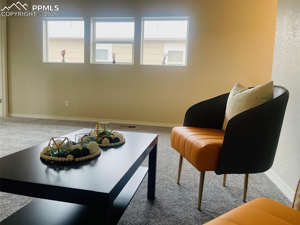 Image 26 of 43: Sitting Room