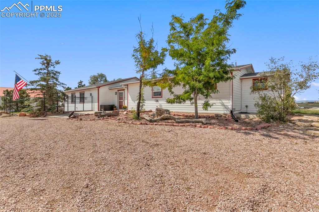 Image 3 of 50: Front of Structure