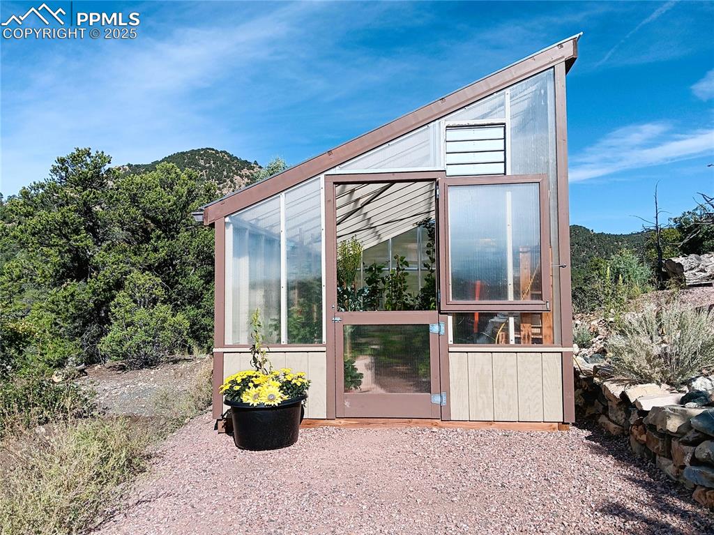 Image 46 of 48: Greenhouse