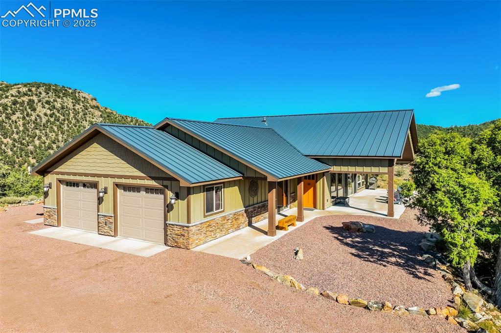 Image 9 of 50: Main House