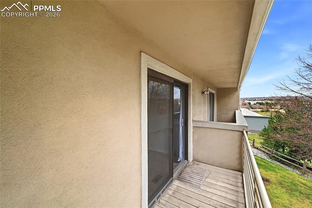 Image 22 of 30: Balcony