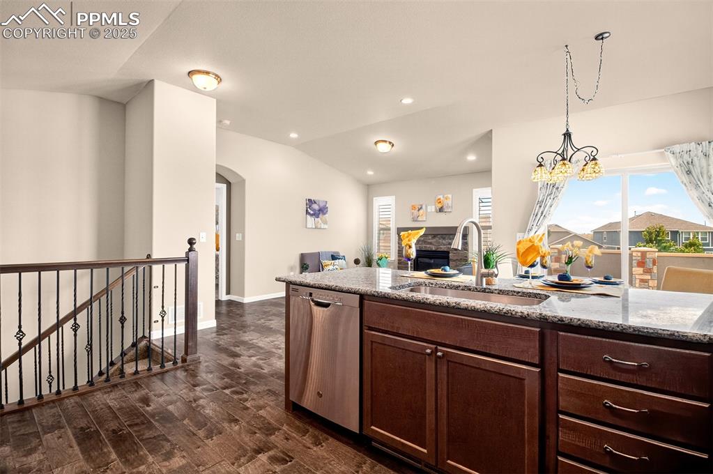 Image 14 of 37: Open space to enjoy with friends and family