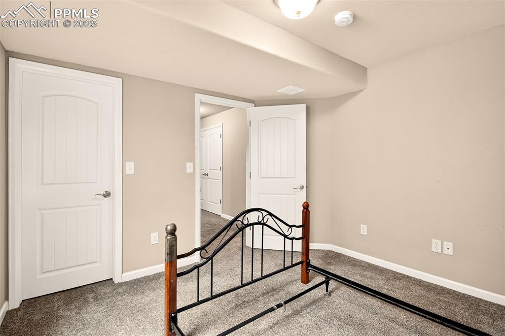 Image 27 of 37: Bedroom