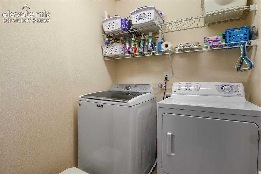 Image 33 of 45: Laundry