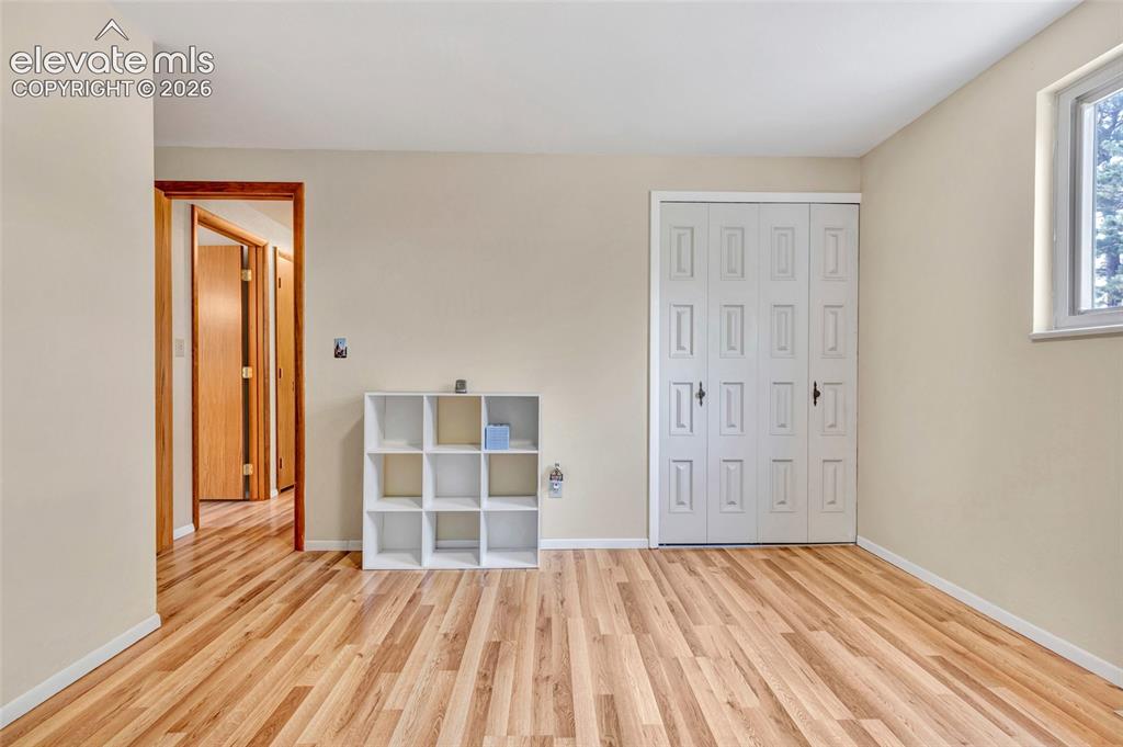 Image 19 of 26: Bedroom 3