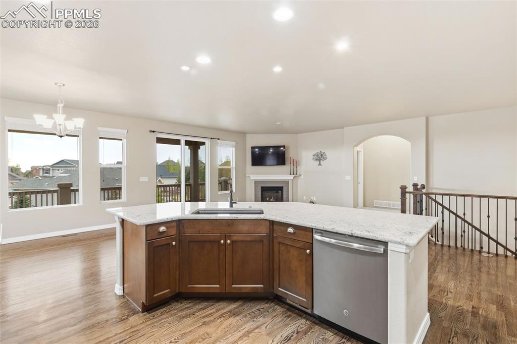 Image 7 of 43: Open Floor Plan