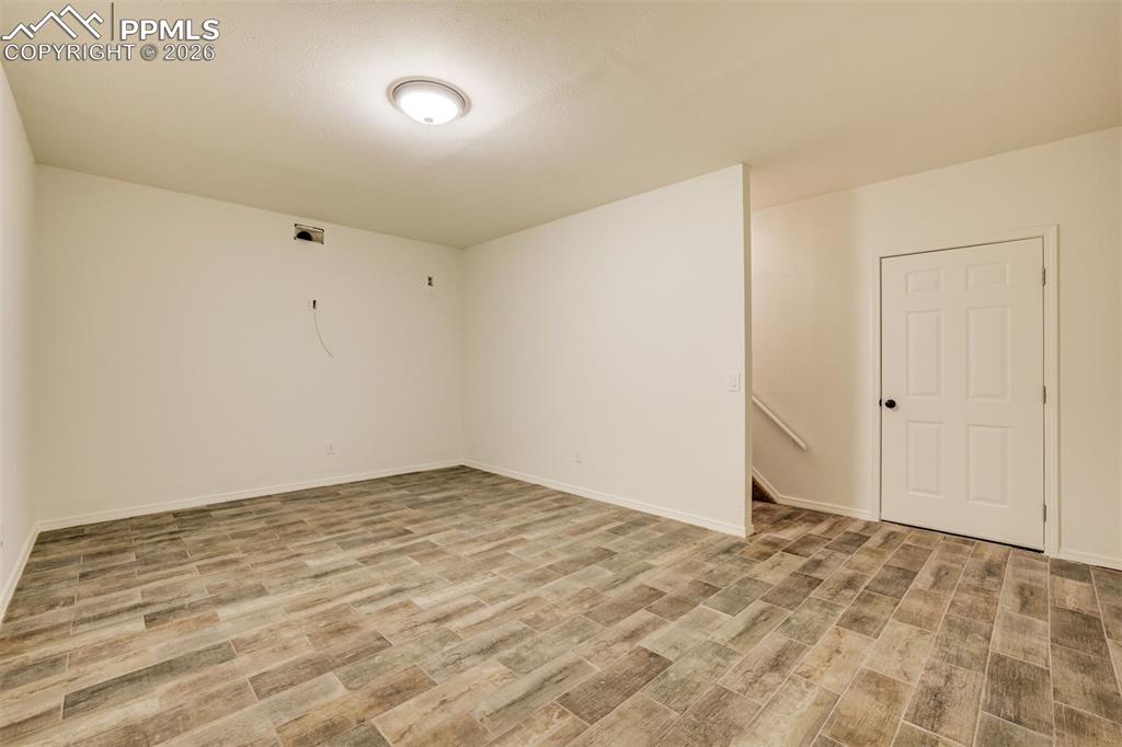 Image 36 of 50: Bathroom