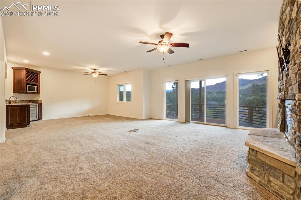 Image 50 of 50: Living Room