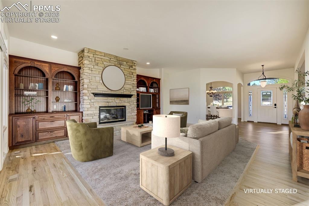 Image 7 of 50: Virtually Staged