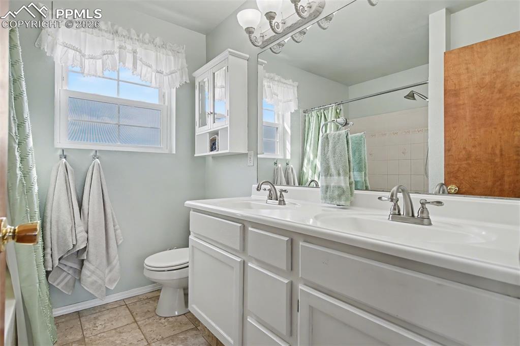 Image 27 of 50: Master Bathroom