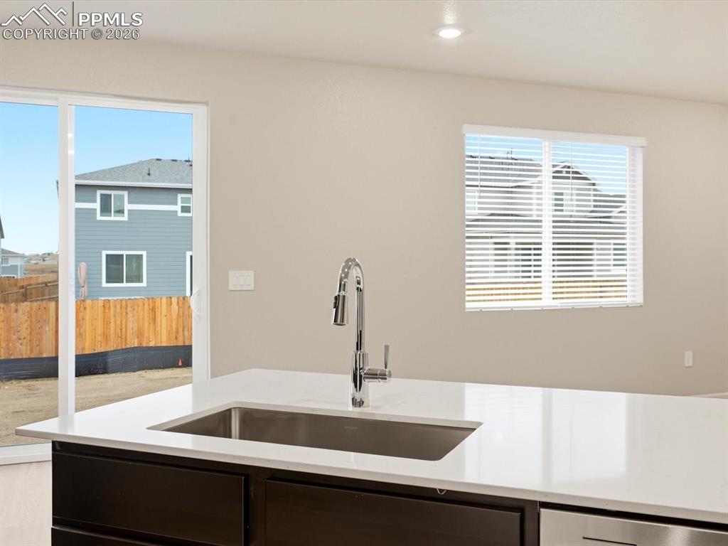 Image 6 of 22: Kitchen