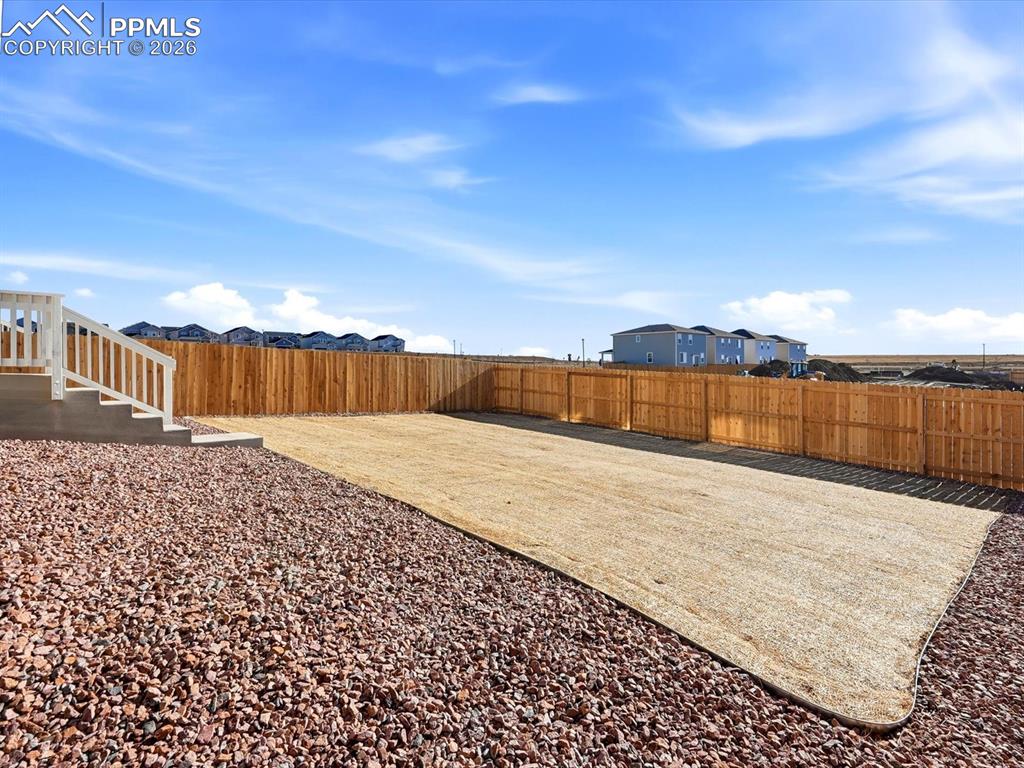 Image 29 of 29: Yard