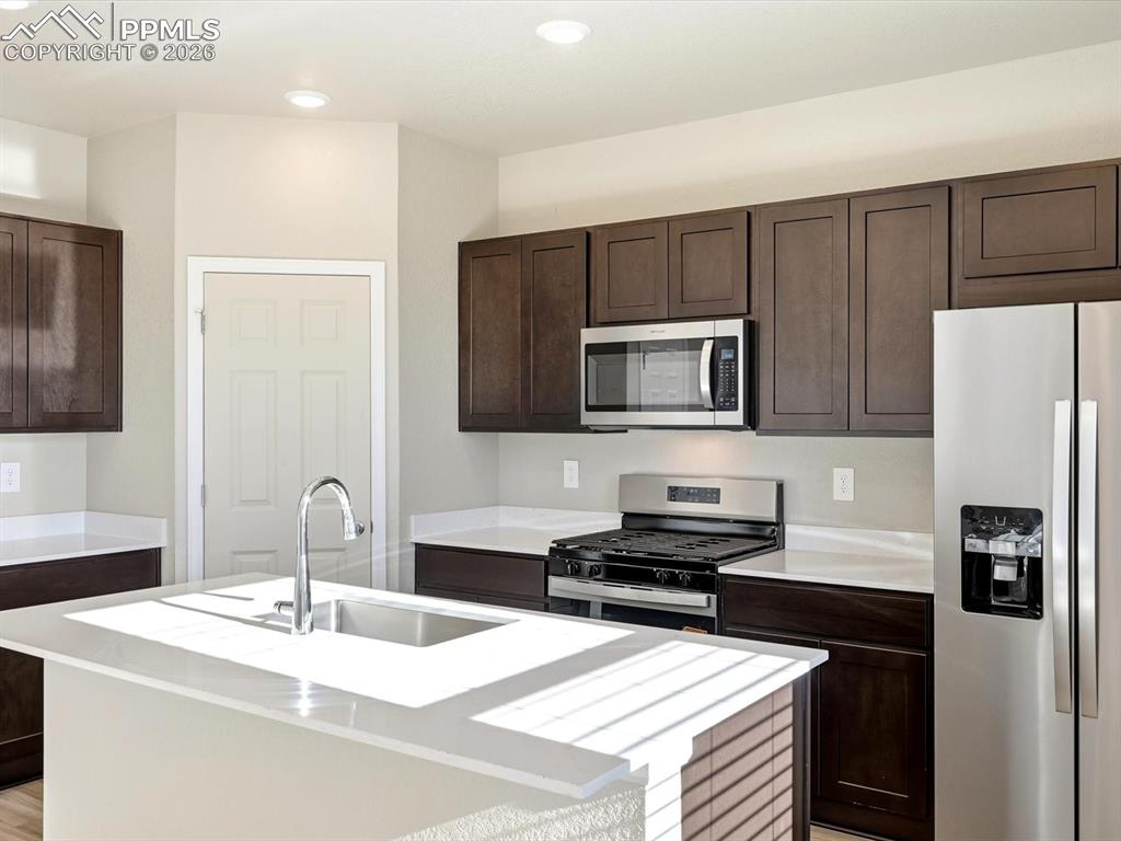 Image 4 of 29: Kitchen