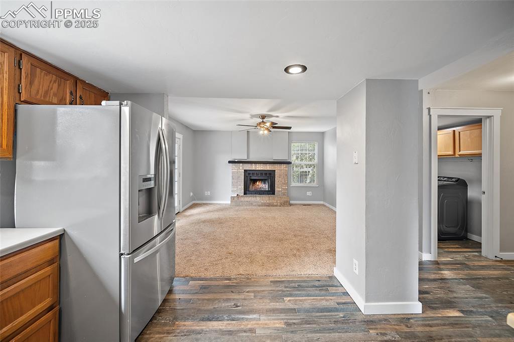 Image 16 of 50: kitchen looking into the family room