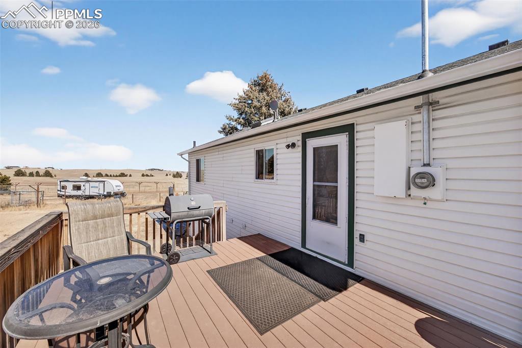 Image 22 of 34: Back Deck area off Kitchen