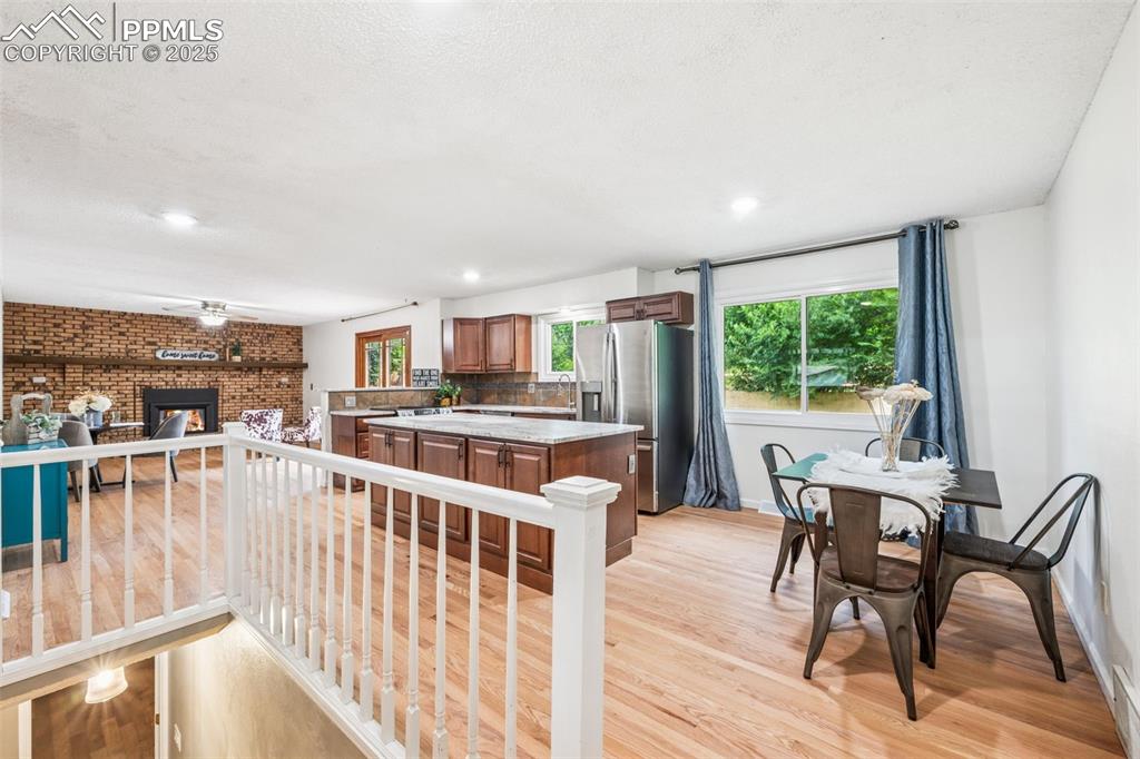 Image 8 of 42: Kitchen