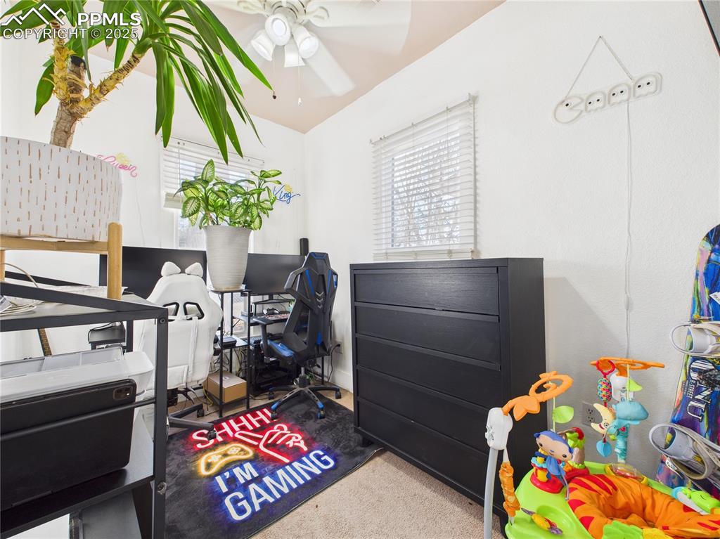 Image 22 of 31: Bedroom