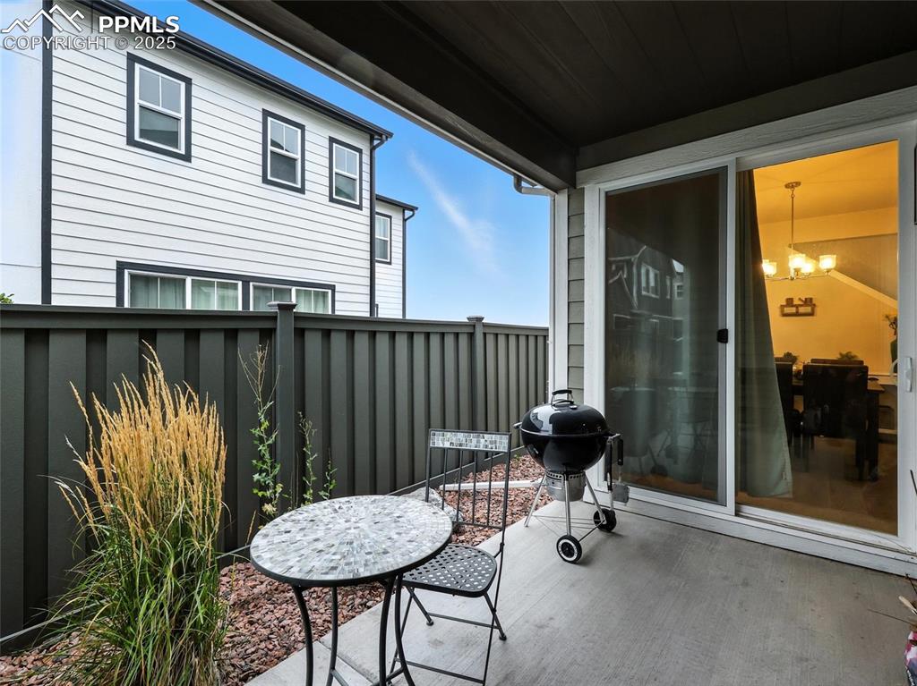 Image 29 of 32: Patio