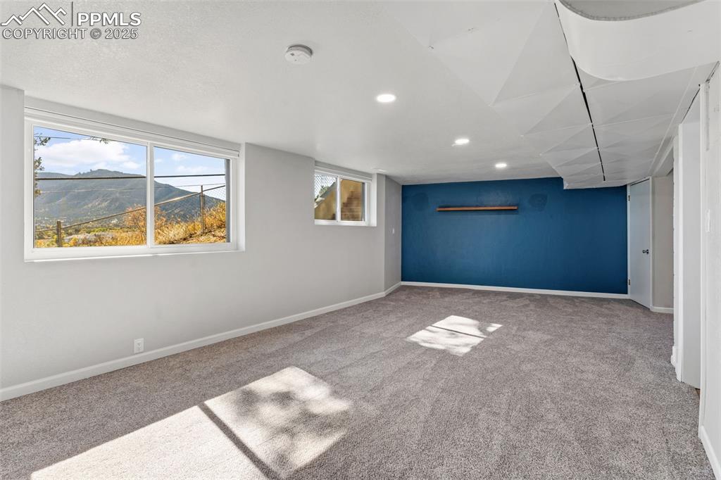 Image 31 of 50: Basement