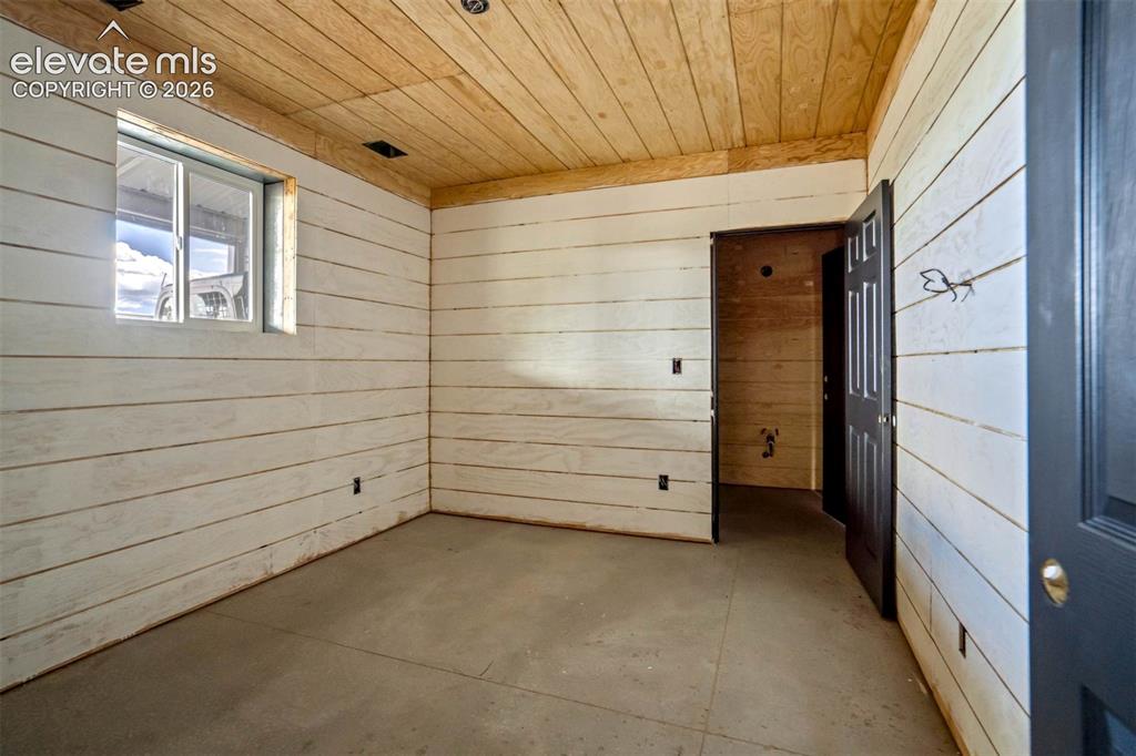 Image 16 of 50: Square Footage Disclosure