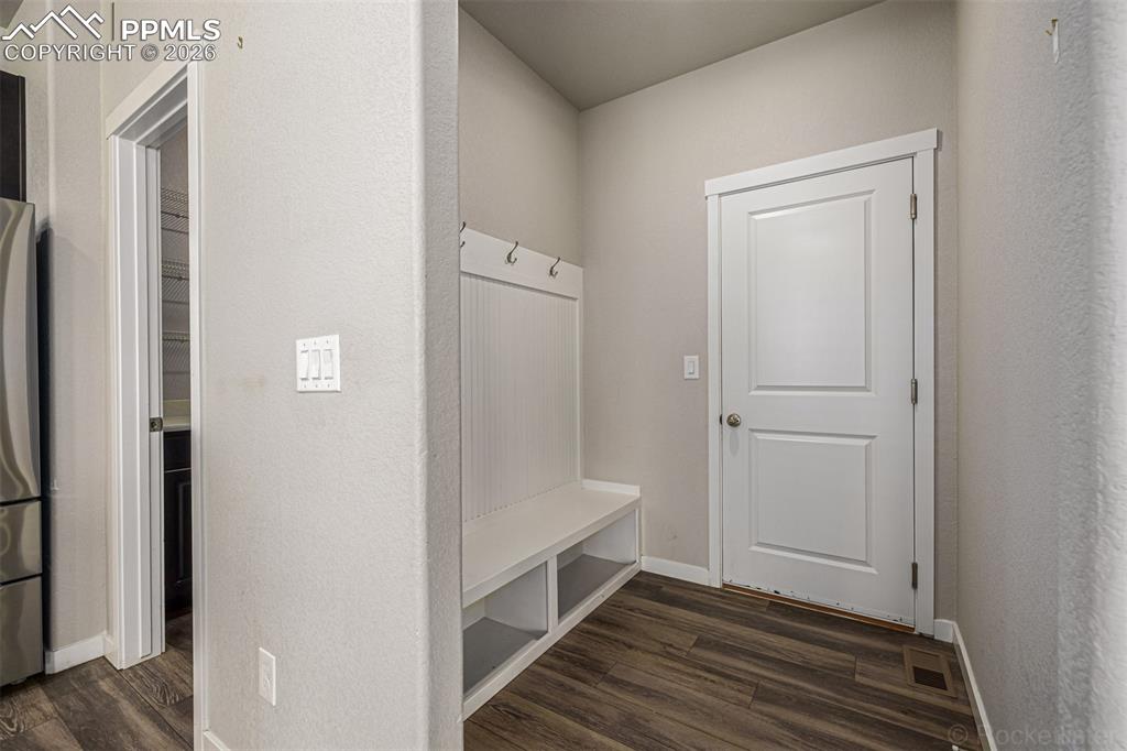 Image 15 of 50: Mud Room