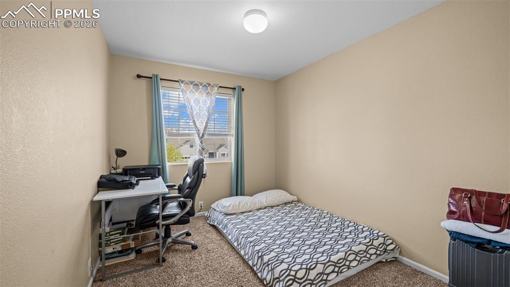 Image 17 of 48: Bedroom