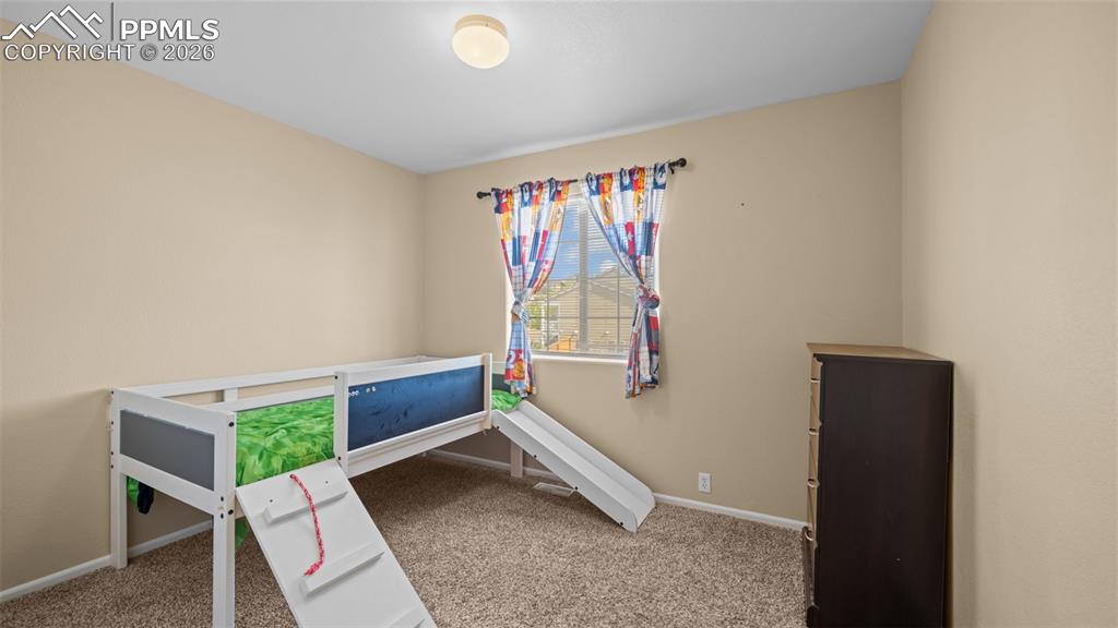 Image 19 of 48: Bedroom