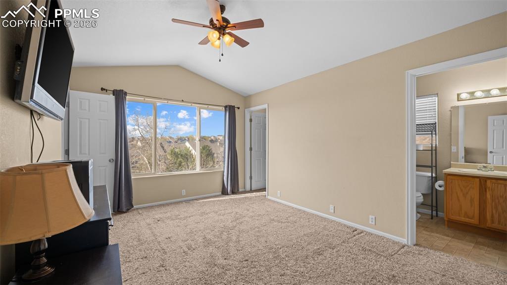 Image 20 of 48: Bedroom