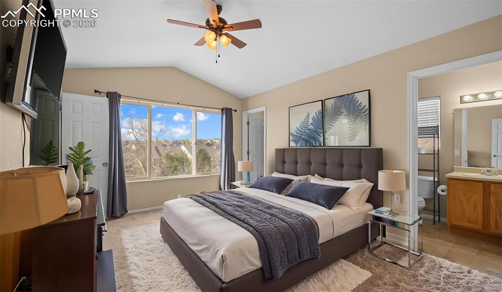 Image 21 of 48: Bedroom