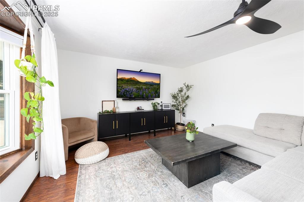 Image 6 of 43: Living Room